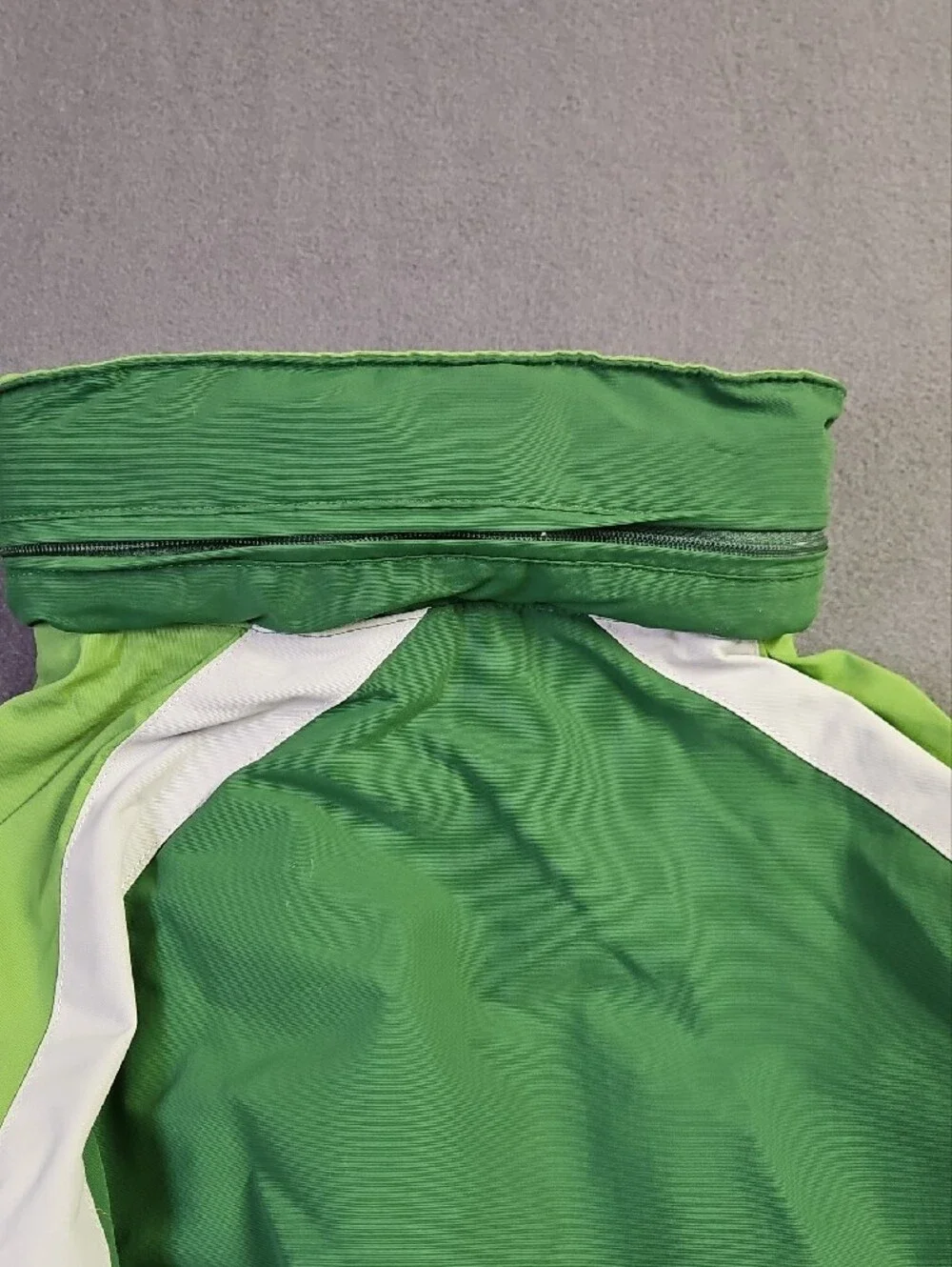 L.L. Bean Two-Tone Green Hooded Girls Winter Snow Ski Jacket
